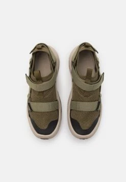 Teva Outflow Universal - Hiking Shoes - Dark Olive -Teva Store 109e21a44ee44f49b5e4f5e323fe2413