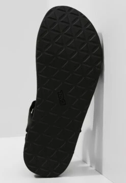 Teva Original Universal Urban - Walking Sandals - Black -Teva Store 2ac12b9d524a4b83909a3ba0d097caee