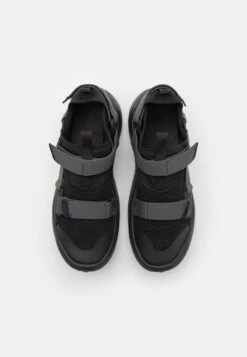 Teva Outflow Universal - Hiking Shoes - Black -Teva Store 2b78f4c597e649e29d0626acc9cd0a92