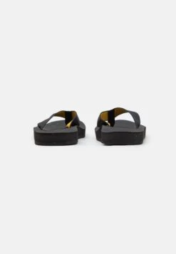 Teva Reflip - T-Bar Sandals - Black -Teva Store b272e311b6f84db08a8422f7f9f09d54